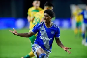Vợ và con trai cầu thủ Jackson Rodriguez bị bắt cóc ở Ecuador