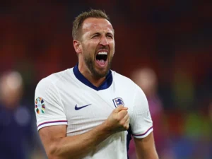 Kane Từ Chối Nâng Cúp Sau Khi Bayern Đánh Bại Tottenham Tại Sân Nhà Cũ