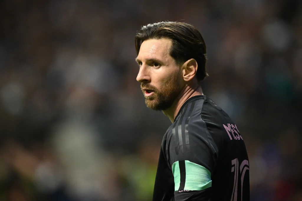Messi Ghi Bàn Đẳng Cấp Trong Lạnh -17 Độ Giúp Inter Miami Thắng Sporting KC