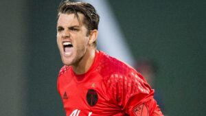 Jake Gleeson thắng kiện, nhận 20 triệu USD